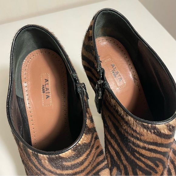 Alaïa Ponyhair Zebra Platform Booties - Picture 9 of 9